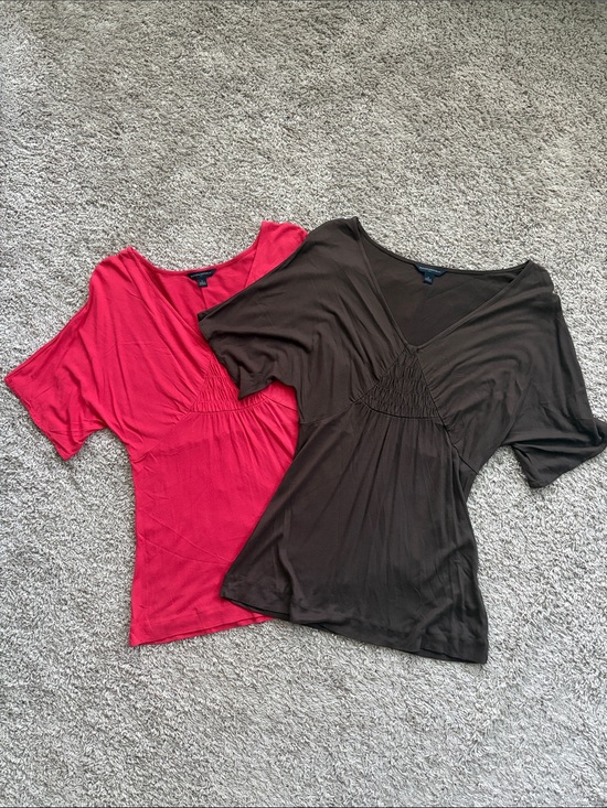Banana Republic Tops - Women's Ruched V-Neck Knit Top -Pink and Brown